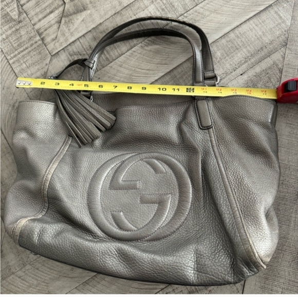 Authentic Gucci Pebbled Calfskin Medium Soho Shoulder Tote - Picture 11 of 16
